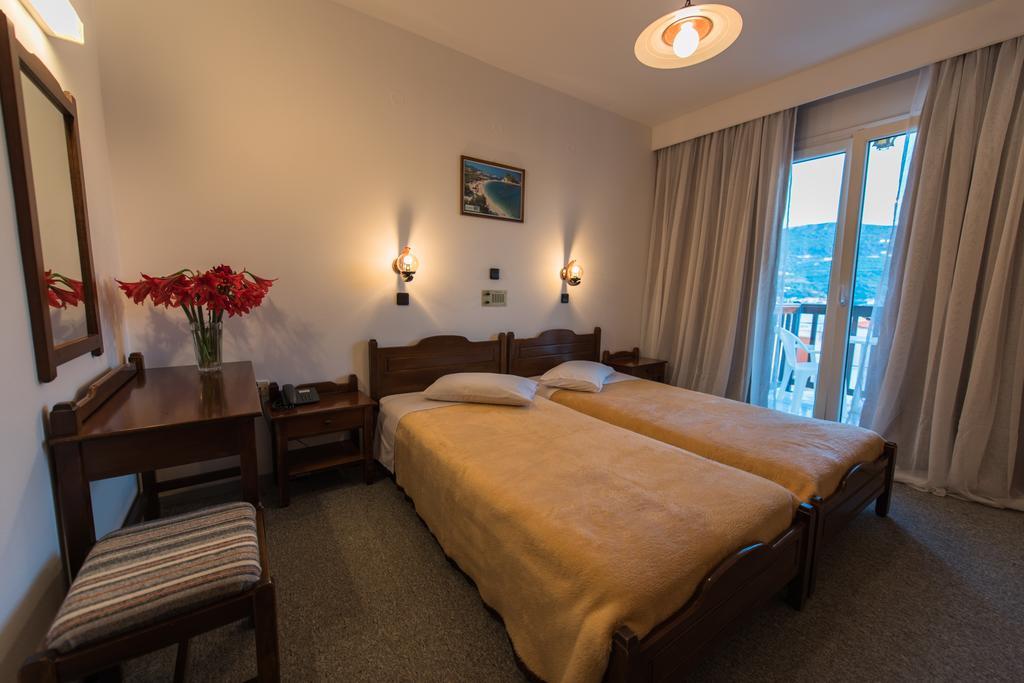Hotel Anthousa Samos Town Room photo